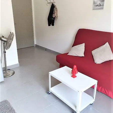 Studio Centre Ville Corte Avec Wifi Et Rafraichisseur D'air 科尔特