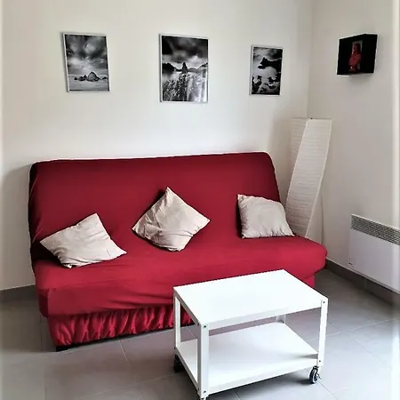 Studio Centre Ville Corte Avec Wifi Et Rafraichisseur D'air 科尔特